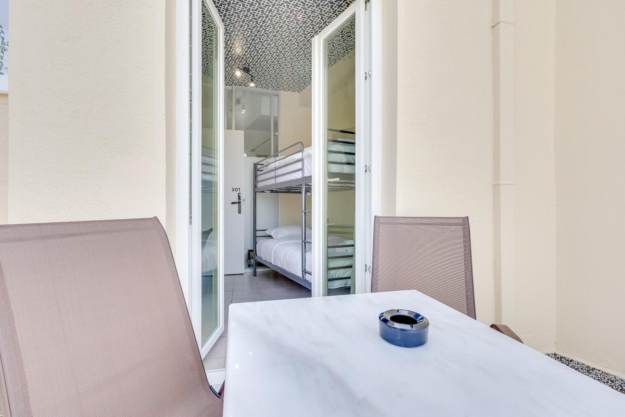 7Athens Aparthotel ภายนอก รูปภาพ